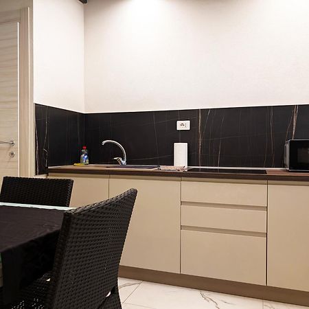Le Torri Loft Apartment Fossano Eksteriør billede