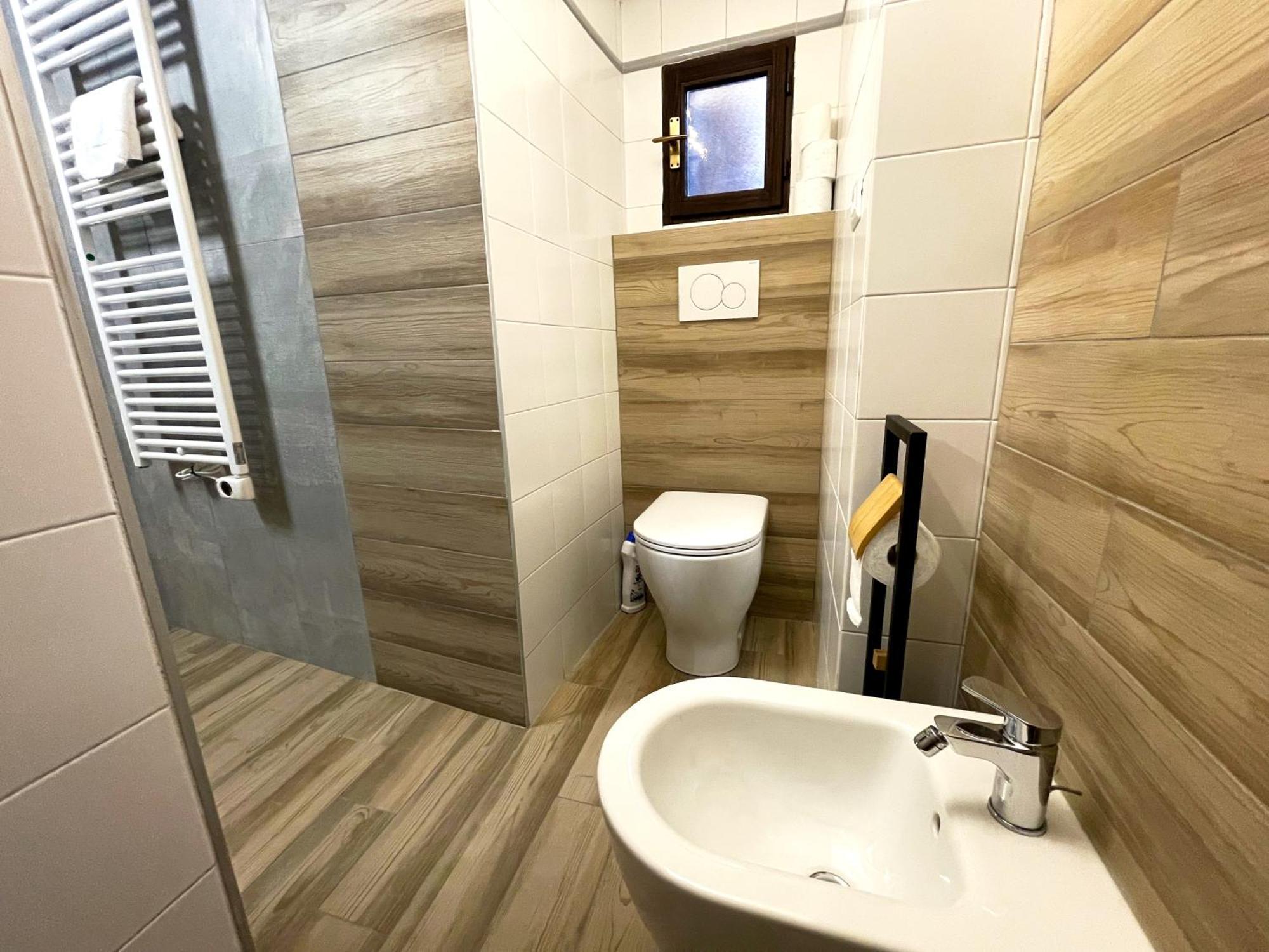 Le Torri Loft Apartment Fossano Eksteriør billede